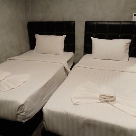 Loftel @ Nakhon Hostel Nakhon Si Thammarat Ngoại thất bức ảnh