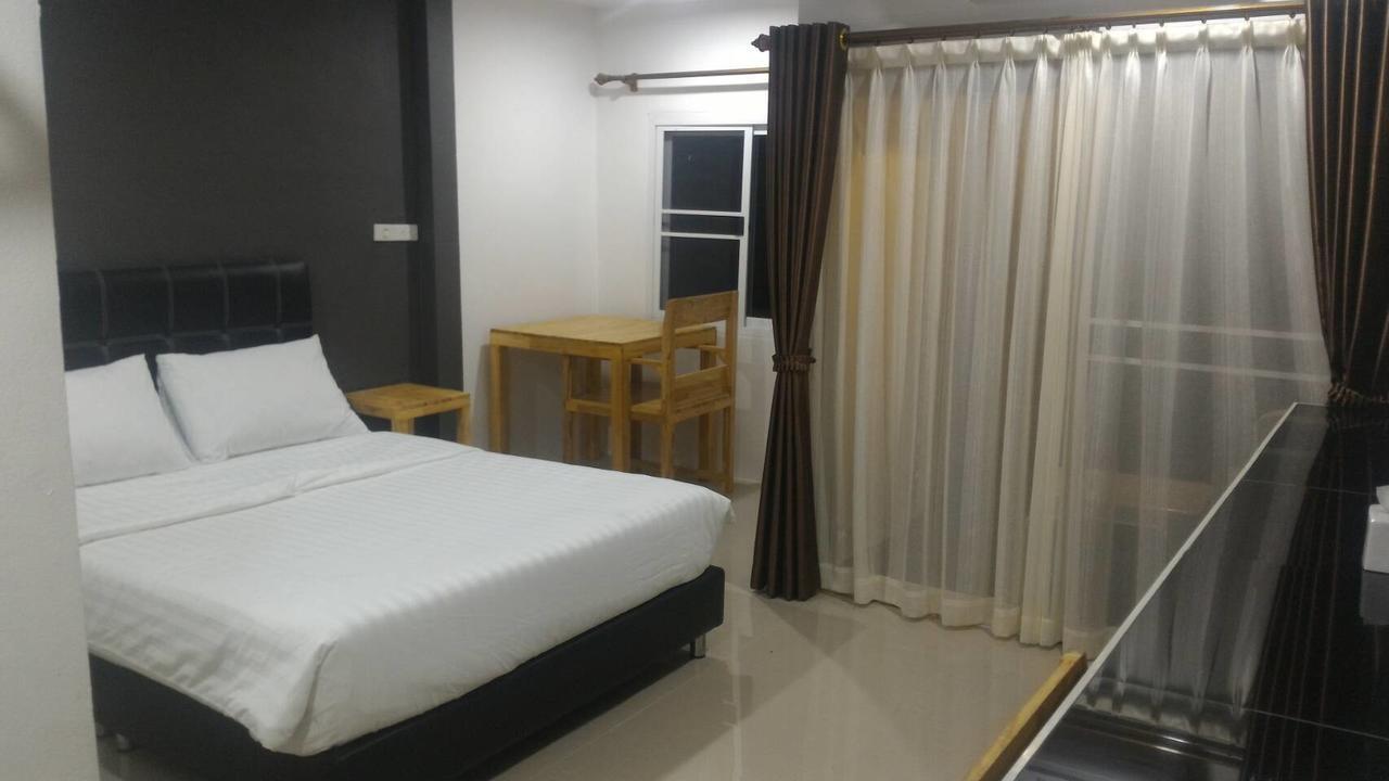 Loftel @ Nakhon Hostel Nakhon Si Thammarat Ngoại thất bức ảnh