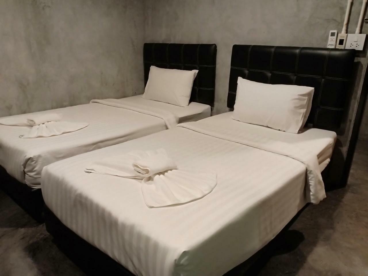 Loftel @ Nakhon Hostel Nakhon Si Thammarat Ngoại thất bức ảnh