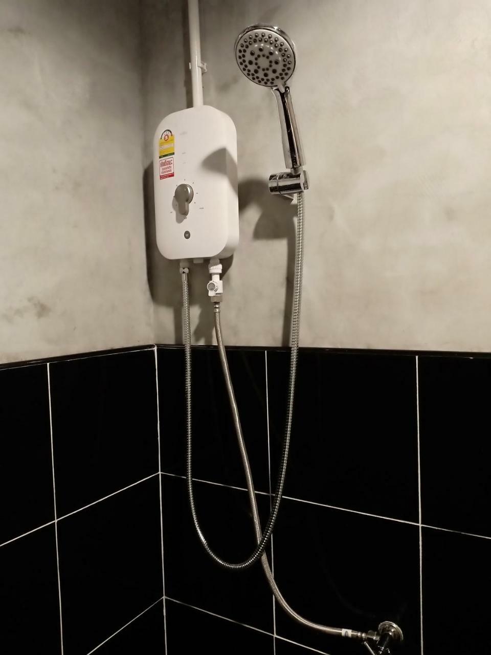 Loftel @ Nakhon Hostel Nakhon Si Thammarat Ngoại thất bức ảnh